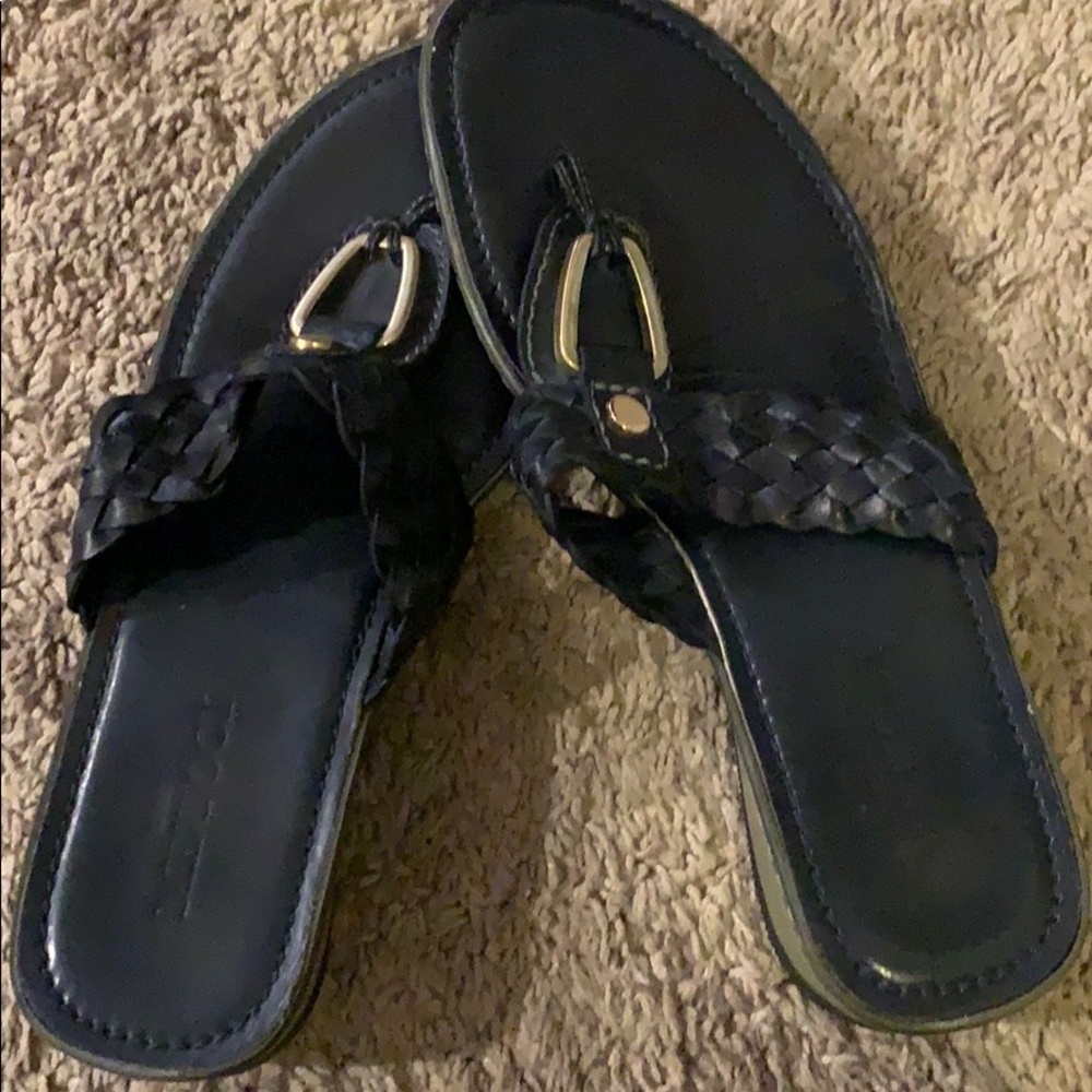 Meucci Braided flip flops
